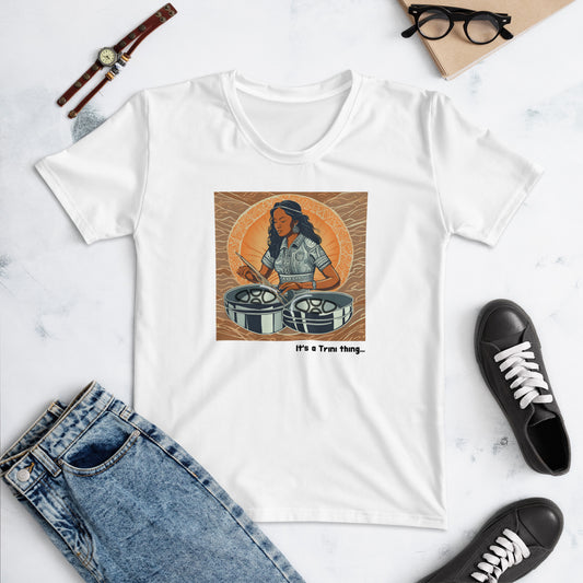 Young Black Woman Playing Pan Women's Crew Neck T-Shirt