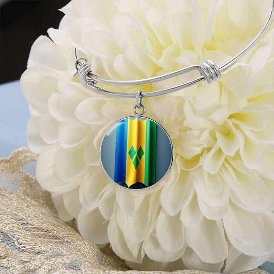 Vincy Flag Customizable Circle Bangle